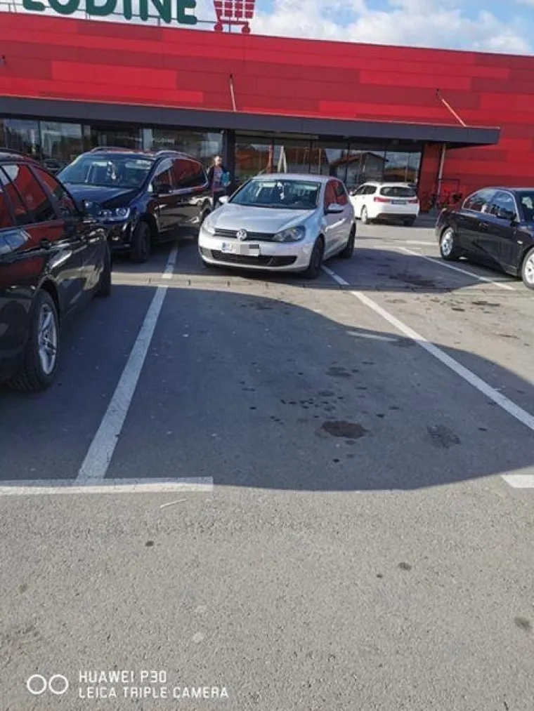 Tko im je dao vozačku? Pogledajte majstorske vje&scaron;tine parkiranja diljem Hrvatske