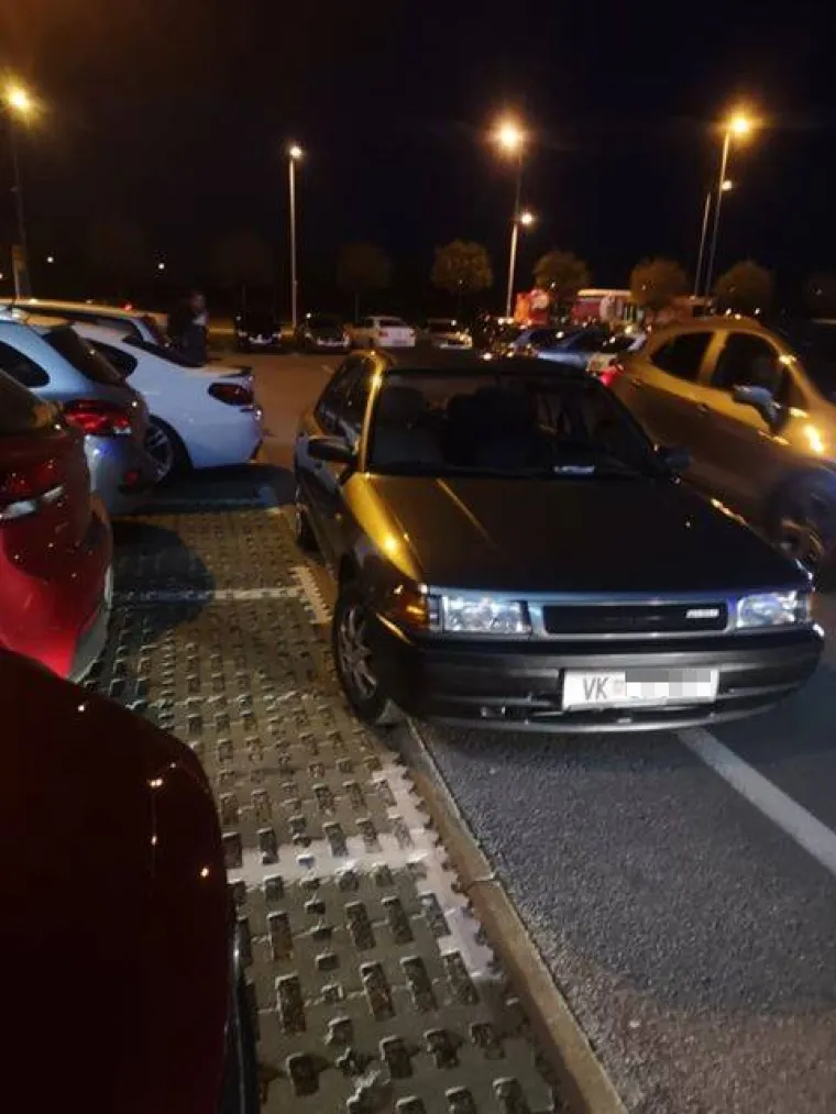 Tko im je dao vozačku? Pogledajte majstorske vje&scaron;tine parkiranja diljem Hrvatske