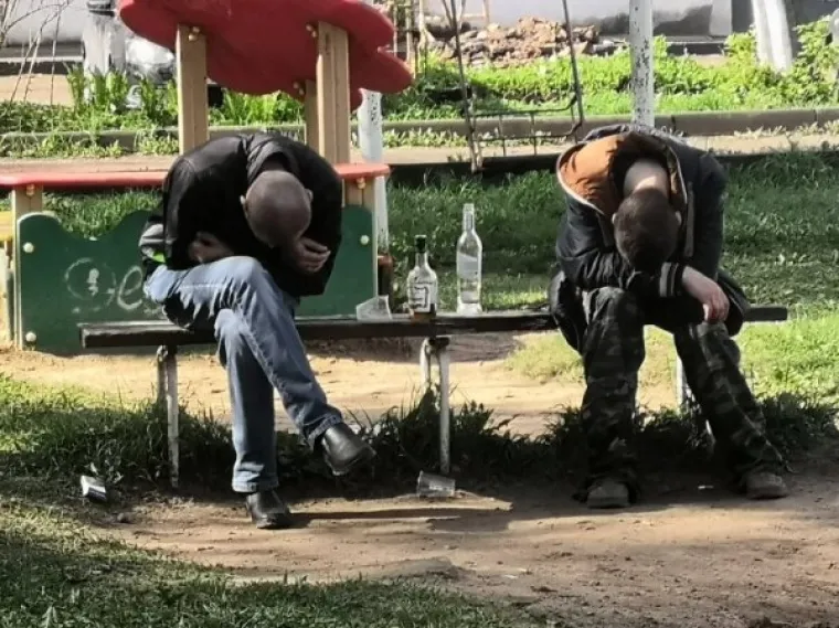 OVO JE STVARNO BIO BURAN VIKEND: Zbog ovih fotografija sigurni smo da su neki požalili tu jednu čašicu previše...