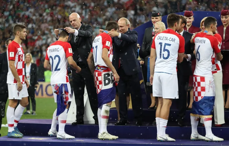 U zvjezdanom trenutku i Google je podivljao zbog predsjednice: Nikada ranije ni kasnije nije bila tako popularna!