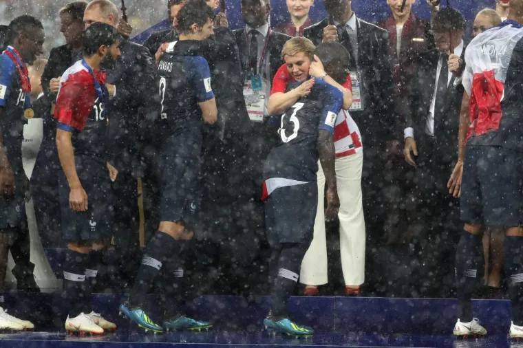 U zvjezdanom trenutku i Google je podivljao zbog predsjednice: Nikada ranije ni kasnije nije bila tako popularna!