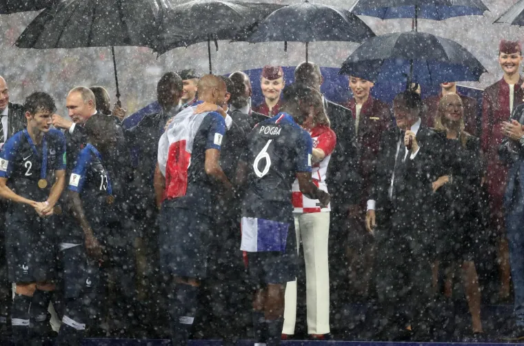 U zvjezdanom trenutku i Google je podivljao zbog predsjednice: Nikada ranije ni kasnije nije bila tako popularna!