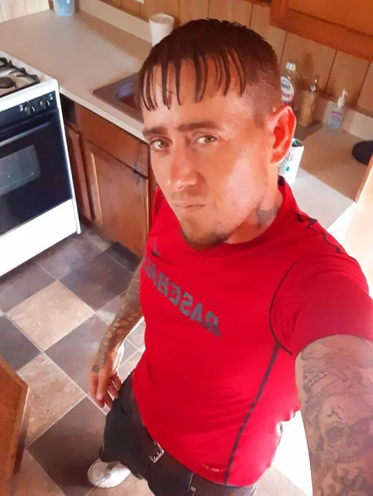 Nadamo se da je njihov frizer spreman za zatvor, jer ove frizure neoprostiv su grijeh