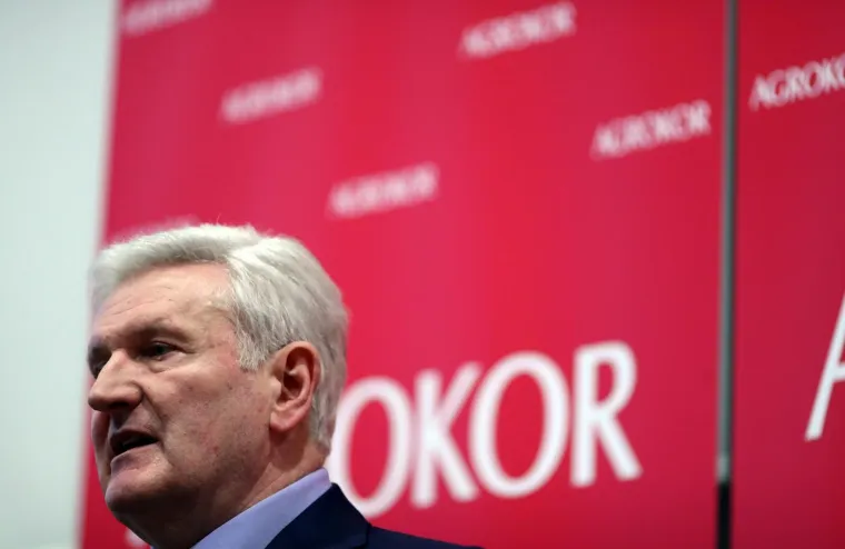 Todorić ispred 'Agrokorova' panoa održao konferenciju za medije: 'Dostavljeni su mi tajni dokumenti...'