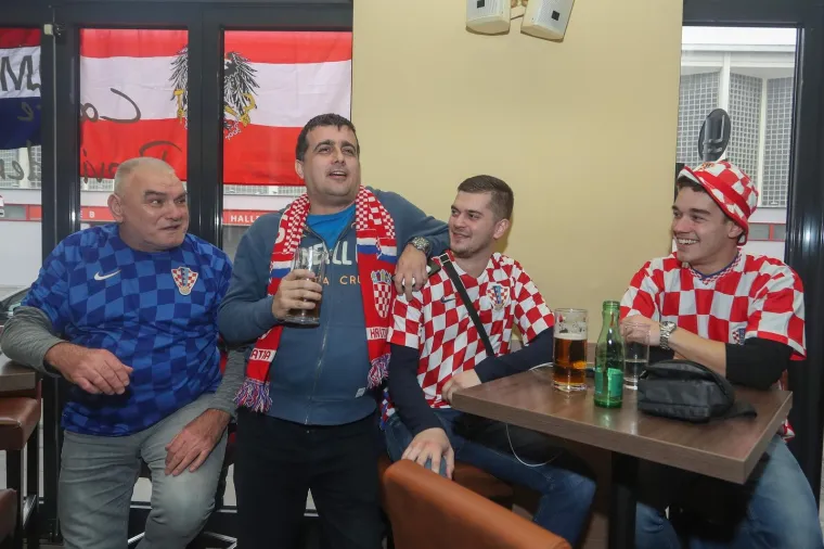 16.01.2020., Wiener Stadthalle, Bec - Europsko rukometno prvenstvo, skupina I, 1. kolo, Hrvatska - Austrija. Navijaci se okupljaju prije utakmice. 
Photo: Luka Stanzl/PIXSELL