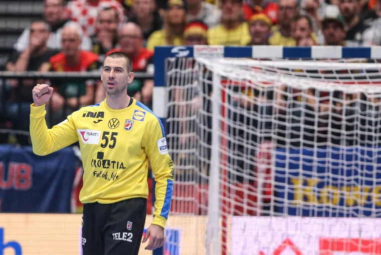 [FOTO] RATNIKA CINDRIĆA BA&Scaron; TUKU: Jeste li primjetili &scaron;to Nijemci stalno rade? Pogledajte malo bolje