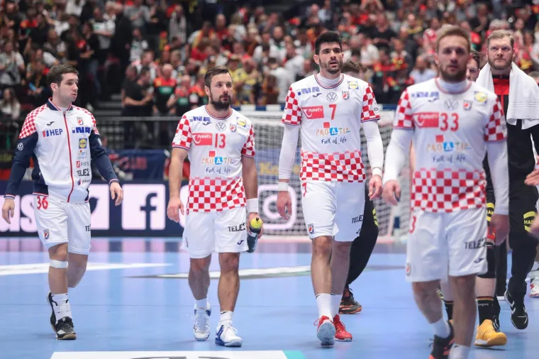 [FOTO] RATNIKA CINDRIĆA BA&Scaron; TUKU: Jeste li primjetili &scaron;to Nijemci stalno rade? Pogledajte malo bolje