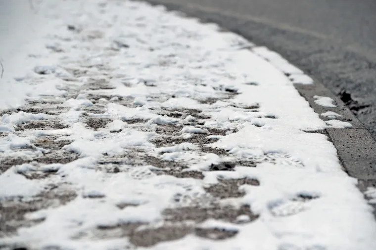 Prava zima: U Zagrebu pao prvi snijeg!