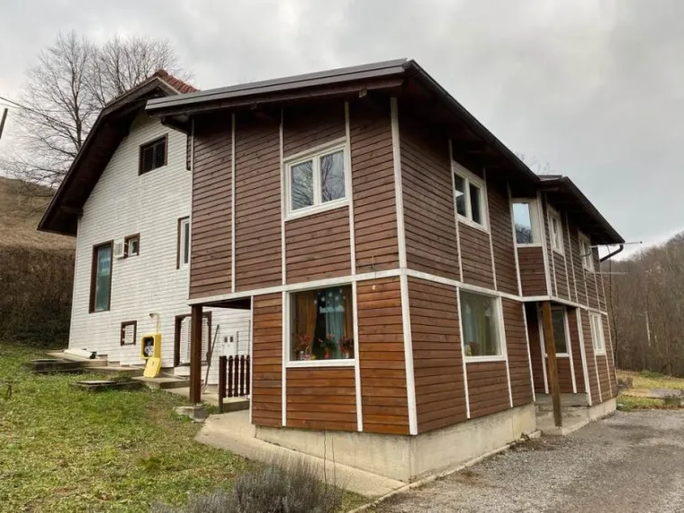 Prodaje se dio doma u kojem je poginulo &scaron;est osoba! Vlasnik se hitno želi rije&scaron;iti kuće s deset soba