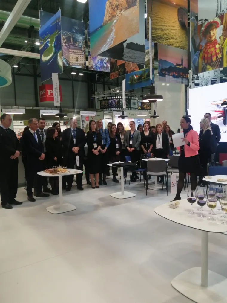 Svjetskom prvenstvu u branju maslina u Postirama na Braču nagrada za kreativno događanje godine