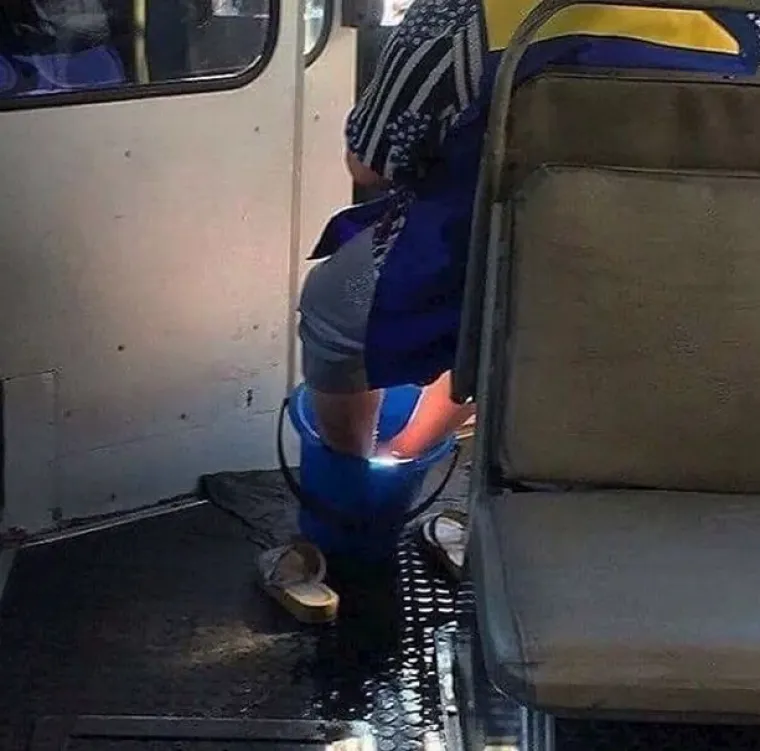 Dno dna: ljudi objavljuju fotografije nemarnih putnika koji nikad nisu čuli za pristojnost