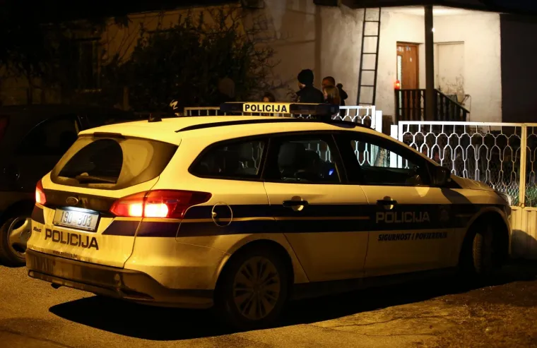 Tragedija u Sesvetama: Mu&scaron;karac pao u &scaron;aht i preminuo