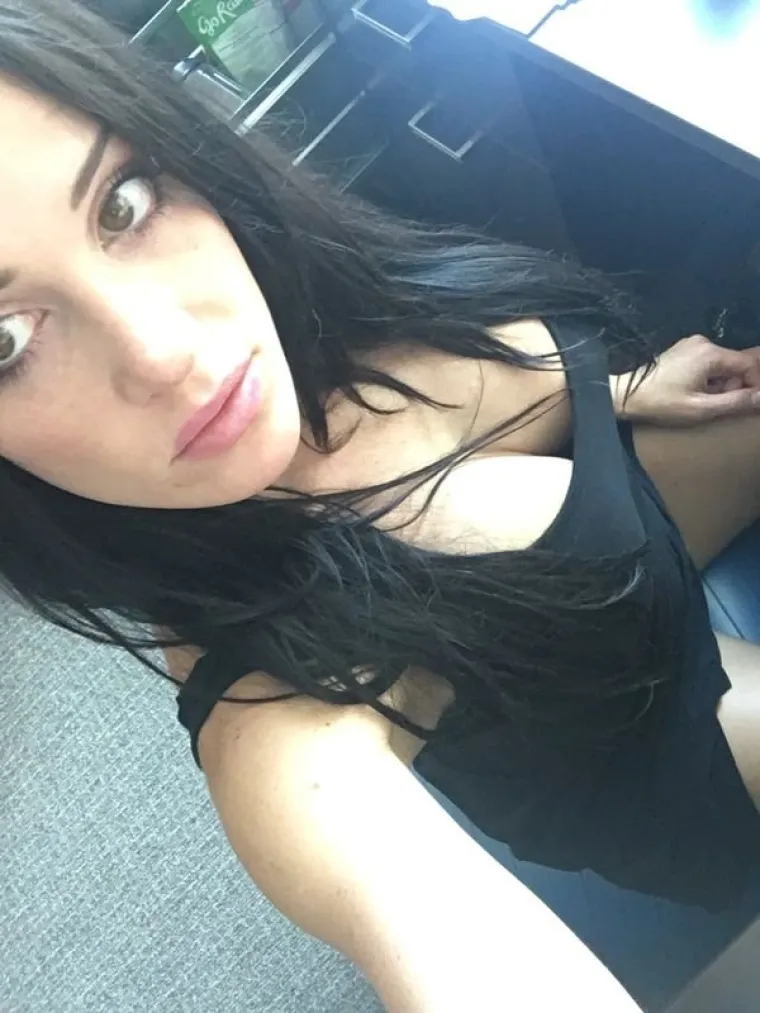 S NJIMA ZAISTA NIJE LAKO BITI KONCENTRIRAN: Pokazale &scaron;to rade dok su na poslu