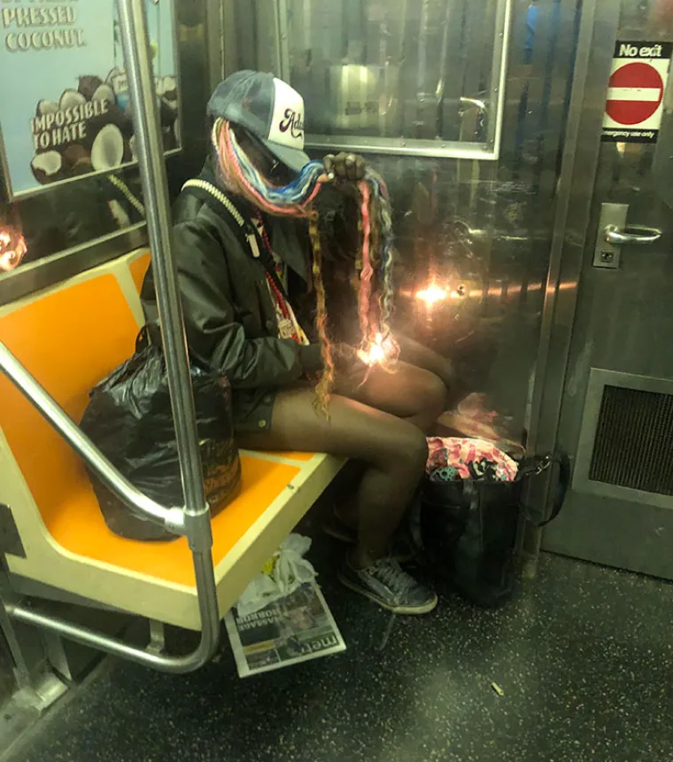 NJIHOVO PONA&Scaron;ANJE U JAVNOM PRIJEVOZU ZGROZILO JE PUTNIKE: Oni im se odlučili osvetiti i sve stavili na internet