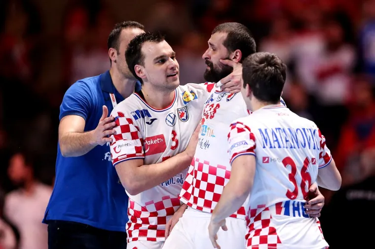 Pogodak vrijedan finala četiri sekunde prije isteka drugog produžetka postigao je Željko Musa, kojemu je to bio jedini pogodak na utakmici.  Hrvatsku je do pobjede predvodio kapetan Domagoj Duvnjak sa osam pogodaka i realiziranim kaznenim udarcem za izjednačenje na kraju prvog produžetka. &Scaron;est golova postigao je Marino Marić, koji je izborio spomenuti sedmerac. Marin &Scaron;ego je sakupio 11 obrana, u zadnjih pet minuta drugog produžetka obranio sve poku&scaron;aje Norvežana, a njegov kolega Matej A&scaron;anin je u zavr&scaron;nici osnovnog dijela utakmice obranio dva sedmerca.