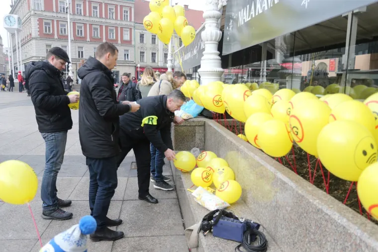GRAĐANI NEKOLIKO HRVATSKIH GRADOVA OKUPILI SE NA PROSVJEDU PROTIV 5G TEHNOLOGIJE: Pogledajte transparente