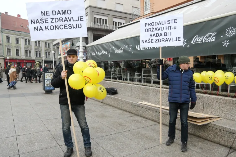 GRAĐANI NEKOLIKO HRVATSKIH GRADOVA OKUPILI SE NA PROSVJEDU PROTIV 5G TEHNOLOGIJE: Pogledajte transparente