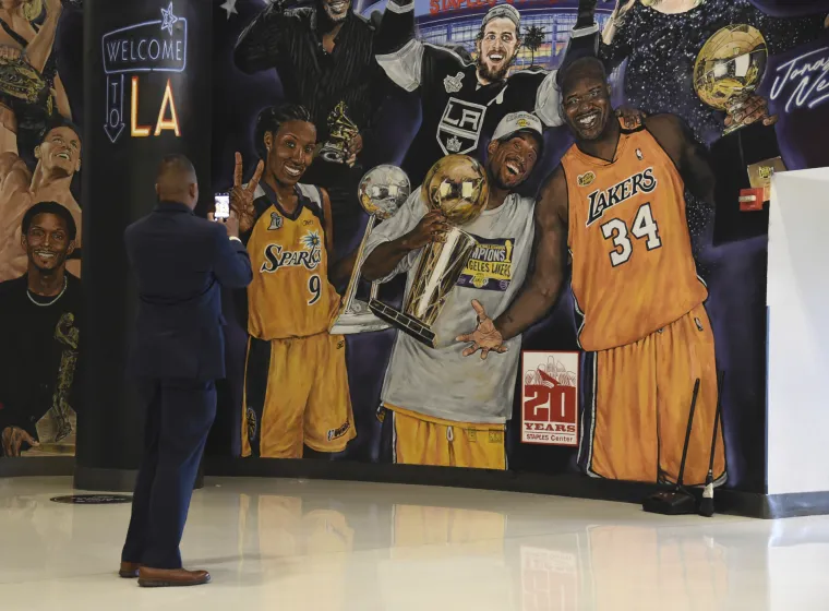 Tragična vijest potresla svijet: Legendarni Kobe Bryant poginuo u padu helikoptera!