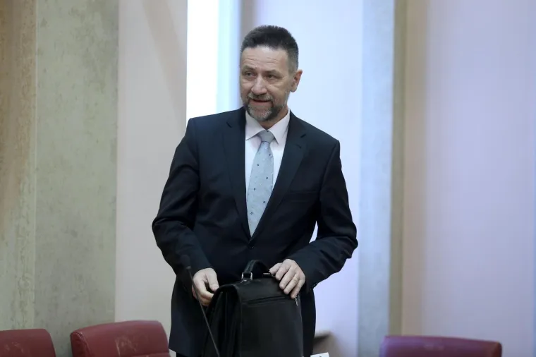 Vlada Andreja Plenkovića kao kolodvor: Pogledajte kojih 14 ministara ju je napustilo u ove tri godine!
