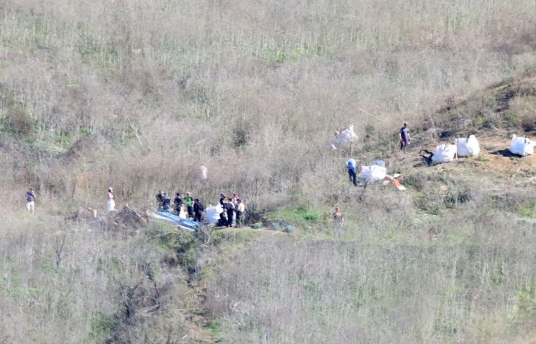 [FOTO] STRAVA I UŽAS: Mjesto pada Kobeovog helikoptera krije mračnu tajnu; Otkriven novi detalj koji ledi krv u žilama