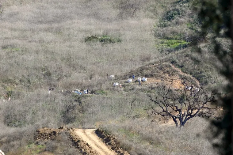 [FOTO] STRAVA I UŽAS: Mjesto pada Kobeovog helikoptera krije mračnu tajnu; Otkriven novi detalj koji ledi krv u žilama