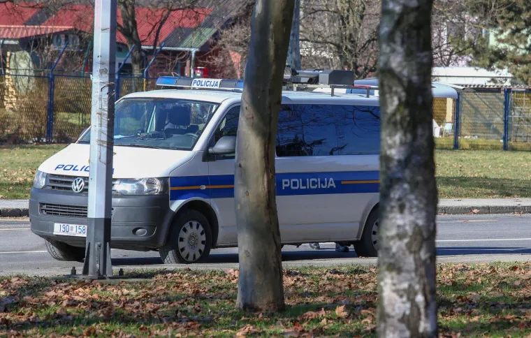 Teška nesreća u zagrebačkoj Dubravi: Auto naletio na pješaka, na licu mjesta je poginuo