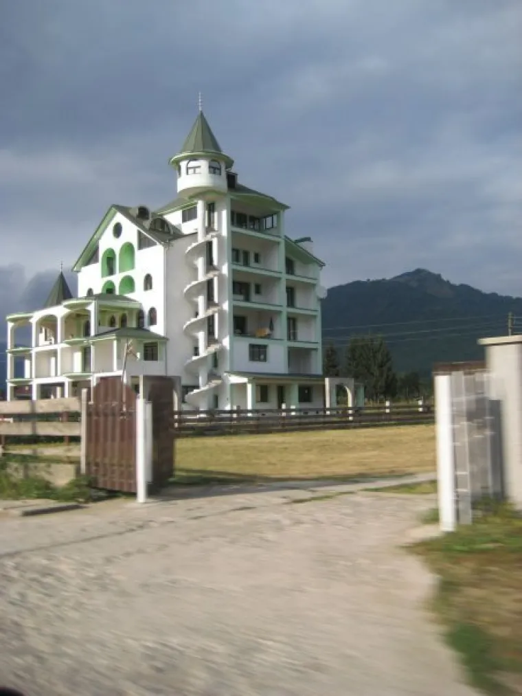 Probajte se NE nasmijati: Ovo su najneobičnije kuće u Hrvatskoj