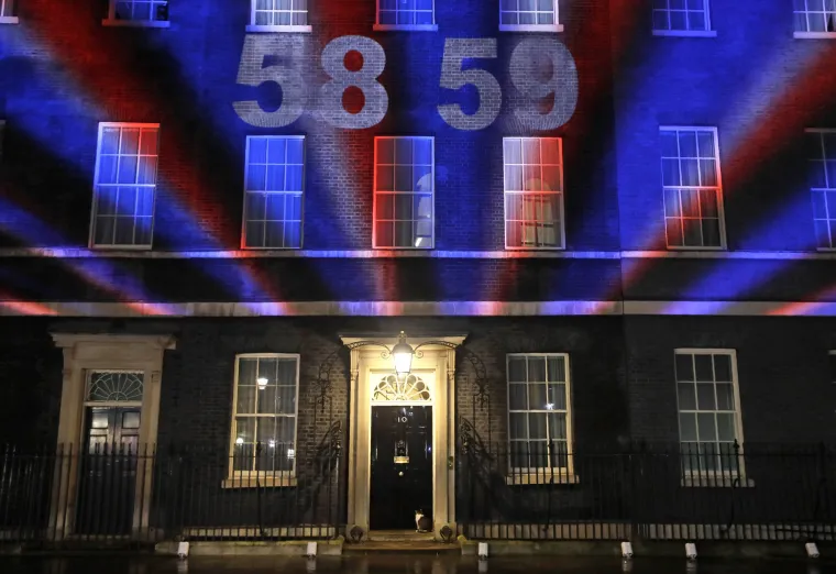 Vijorile su se zastave, pjevalo iz sveg glasa: Pogledajte kako su Britanci proslavili izlazak iz EU