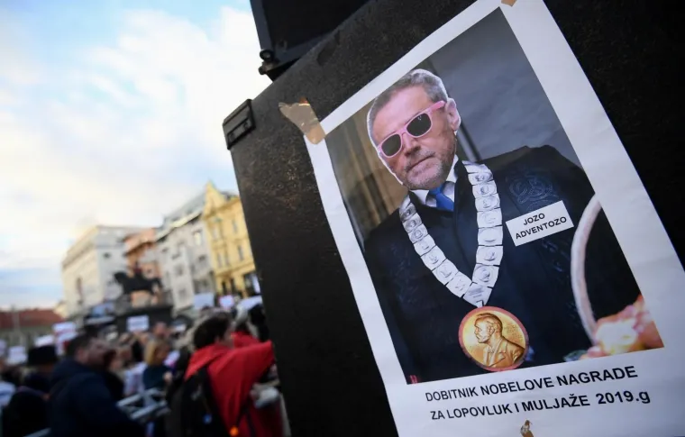 VELIKI PROSVJED PROTIV MILANA BANDIĆA U SRCU ZAGREBA: Građani mu sva&scaron;ta poručili: 'Miki bit će&scaron; novi gradonačelnik Remetinca'