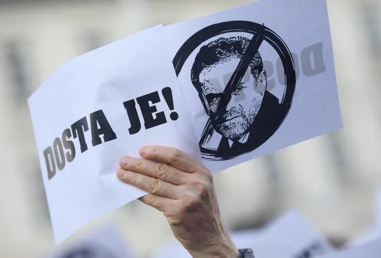 VELIKI PROSVJED PROTIV MILANA BANDIĆA U SRCU ZAGREBA: Građani mu sva&scaron;ta poručili: 'Miki bit će&scaron; novi gradonačelnik Remetinca'