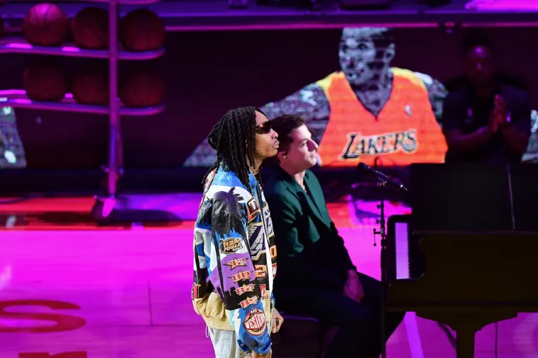 [FOTO] ZBOGOM KOBE, NIKAD TE NEĆEMO ZABORAVITI: Ogromna je tuga u Los Angelesu; Ovi dirljivi prizori upravo obilaze planetu