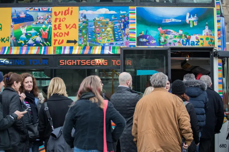 RIJEKA POSTALA EUROPSKA PRIJESTOLNICA KULTURE: Sve žure na antiturističku turu