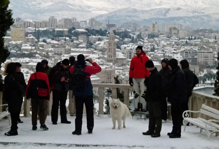 Na hitni kirur&scaron;ki odjel splitskoga KBC-a bilo je tog dana primljeno vi&scaron;e od 80 građana