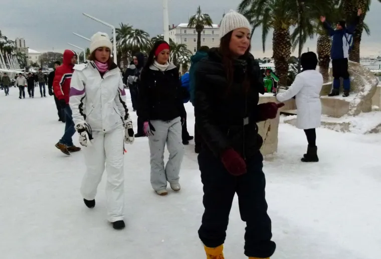 Na hitni kirur&scaron;ki odjel splitskoga KBC-a bilo je tog dana primljeno vi&scaron;e od 80 građana