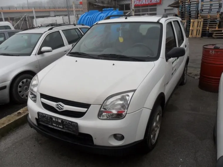 Želite kupiti automobil za 'bagatelu'? Država prodaje BMW 3 za 1400 eura, Audi za 4200 eura...!