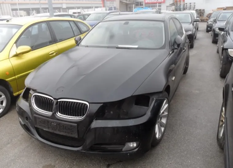 Želite kupiti automobil za 'bagatelu'? Država prodaje BMW 3 za 1400 eura, Audi za 4200 eura...!