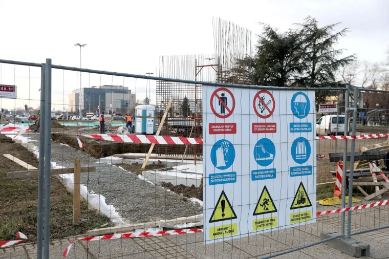 Pogledajte kako se pred očima Franje Tuđmana i Milana Bandića rađa Spomenik domovini