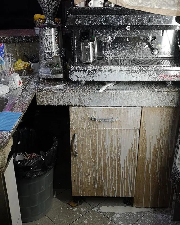 Konobarski život: Pogledajte svakodnevne patnje koje gotovo svaki konobar proživljava