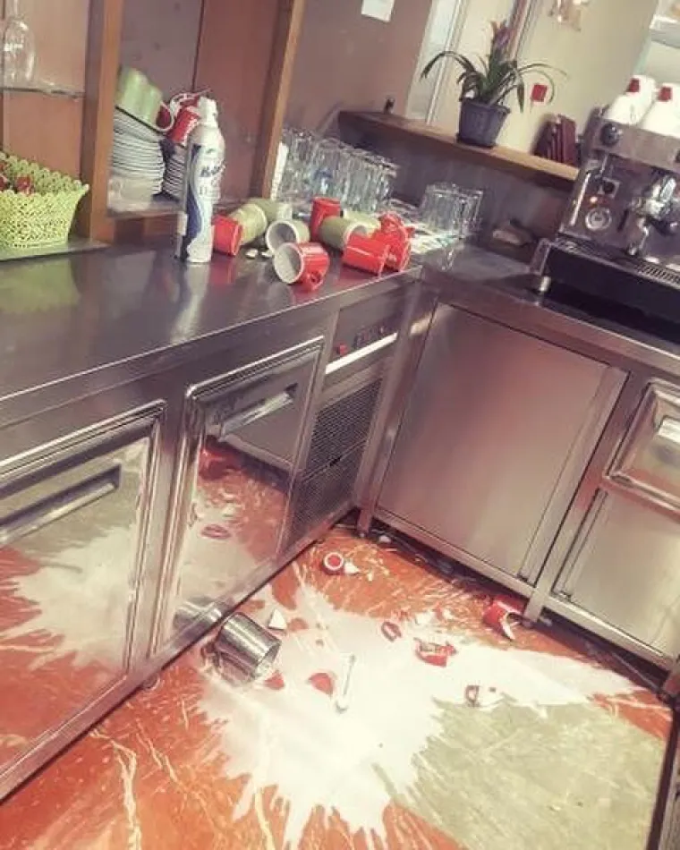 Konobarski život: Pogledajte svakodnevne patnje koje gotovo svaki konobar proživljava