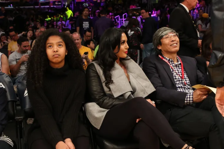 [FOTO] POSLJEDNJE FOTOGRAFIJE KOBEA I VANNESE BRYANT: Njihov je brak bio turbulentan, ali unatoč svemu ostali su zajedno