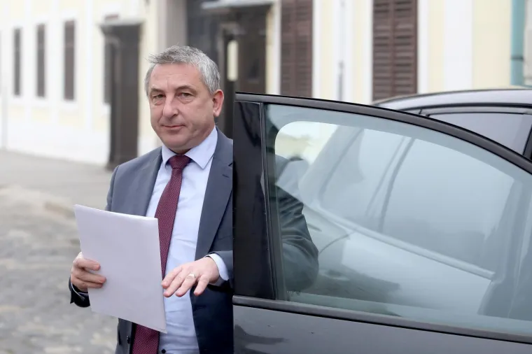 Predrag &Scaron;tromar, ministar graditeljstva i prostornog uređenja: nema &scaron;tednje.