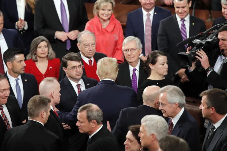 Trump žestoko uvrijedio predsjednicu zastupničkog doma Kongresa, ali ona mu jo&scaron; že&scaron;će uzvratila!