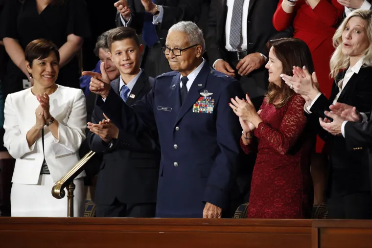 Trump žestoko uvrijedio predsjednicu zastupničkog doma Kongresa, ali ona mu jo&scaron; že&scaron;će uzvratila!