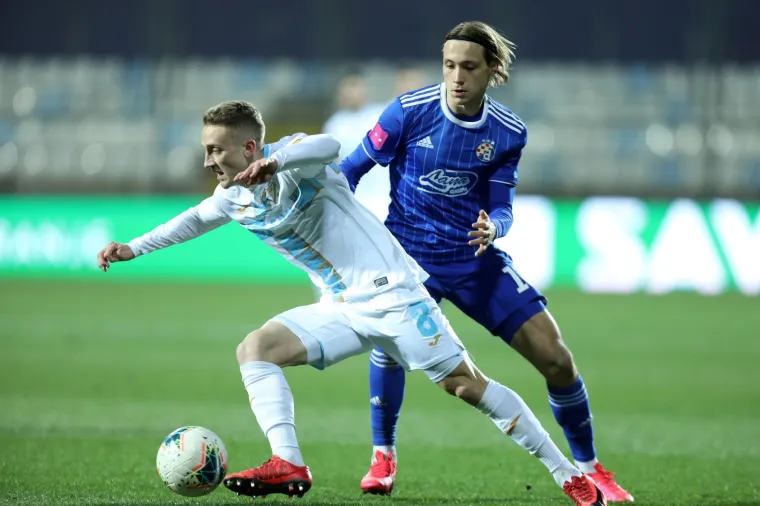 [FOTO] ZAUSTAVI SE VJETRE: Rujevica je bila pod naletom orkanskog vjetra; Na trenutke se uopće nije moglo igrati, pogledajte prizore koji zaleđuju