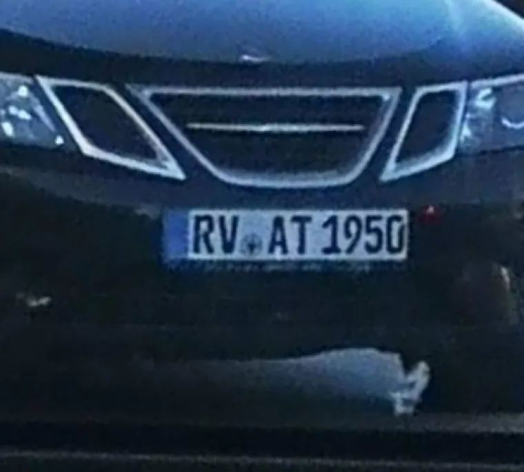 YE81 5E, PRASE: Ove tablice viđene u Hrvatskoj će vas nasmijati do suza