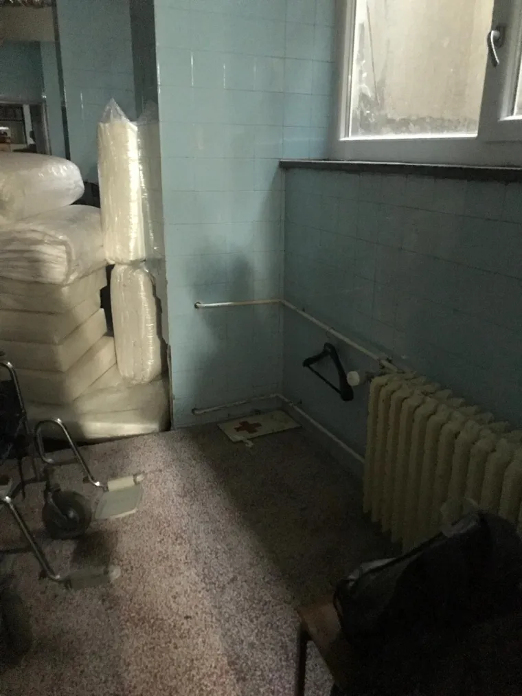 Očajni učenici iz Splita: 'Bježimo od mi&scaron;eva i &scaron;takora. Bi li odgovorni slali svoju djecu ovdje? Ovo je sra** od države!'