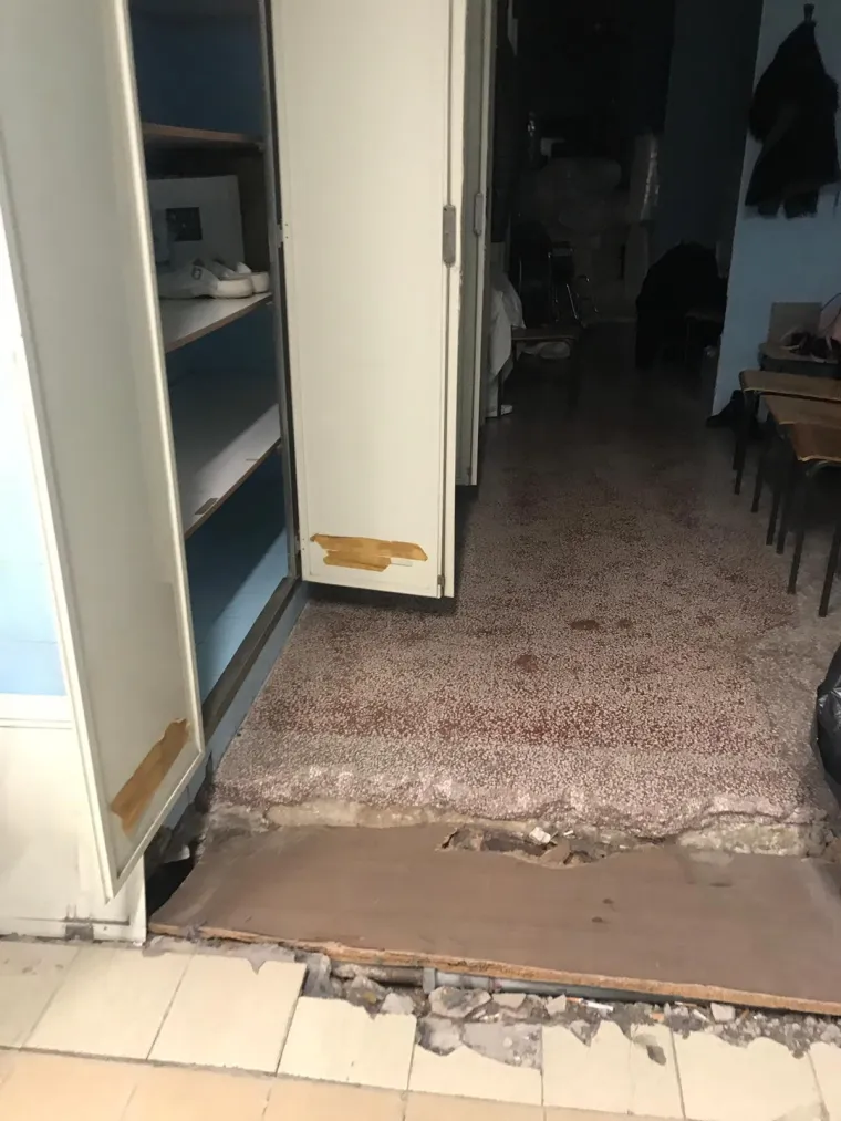 Očajni učenici iz Splita: 'Bježimo od mi&scaron;eva i &scaron;takora. Bi li odgovorni slali svoju djecu ovdje? Ovo je sra** od države!'