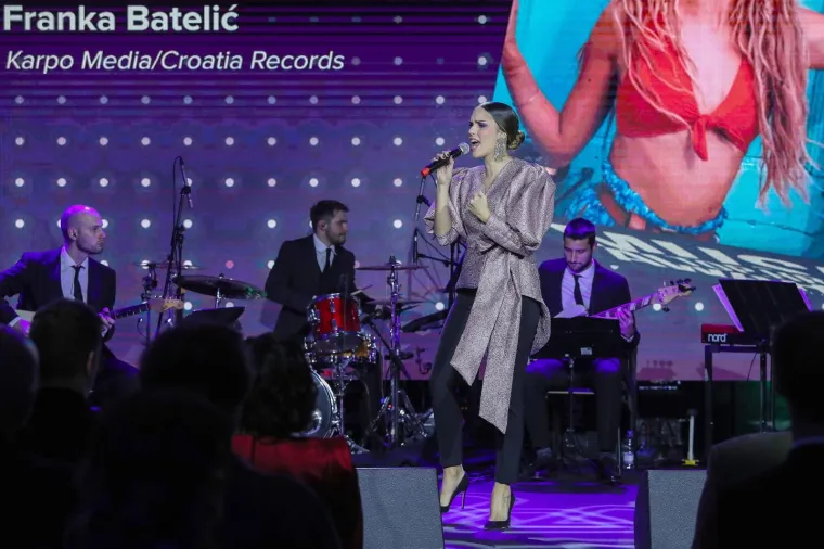 06.02.2020., Zagreb -  U hotelu Esplanade odrzana je dodjela glazbene nagrade Top.hr Music Awards. Franka Batelic. Photo: Luka Stanzl/PIXSELL