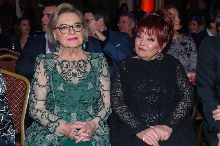 06.02.2020., Zagreb -  U hotelu Esplanade odrzana je dodjela glazbene nagrade Top.hr Music Awards. Gabi Novak, Zdenka Kovacicek. 
Photo: Luka Stanzl/PIXSELL