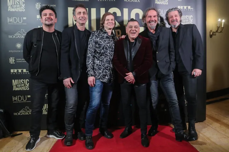 06.02.2020., Zagreb -  U hotelu Esplanade odrzana je dodjela glazbene nagrade Top.hr Music Awards. Parni Valjak. Aki Rahimovski. 
Photo: Luka Stanzl/PIXSELL